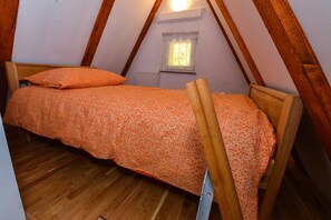 1 chambre, décoration personnalisée, ameublement personnalisé