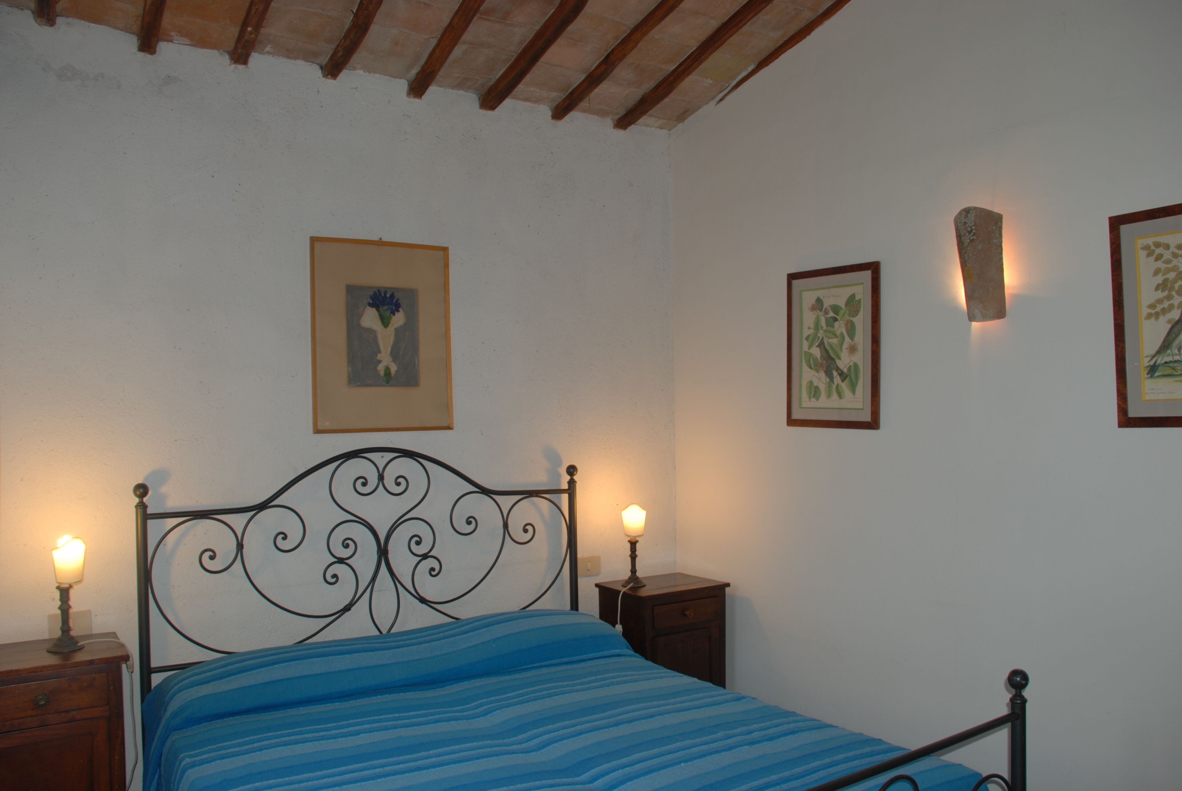 Apartment, 2 Bedrooms, Fireplace, Garden View | 2 bedrooms, WiFi, bed sheets