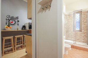 Apartment, 1 Bedroom | Bathroom
