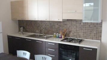 Apartment, 2 Bedrooms | Interior