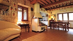 Villa, 6 Bedrooms, Smoking, Private Pool | Dining room - Casale Chimneys Immersed in Olive Trees (Monte Castello di Vibio)