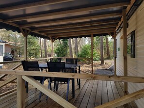 Chalet (Summer) | Terrace/patio - Recreatiepark de Heimolen (Baarle-Nassau)