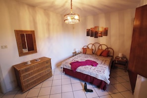 Villa, 2 habitaciones, fumadores, patio | 2 dormitorios