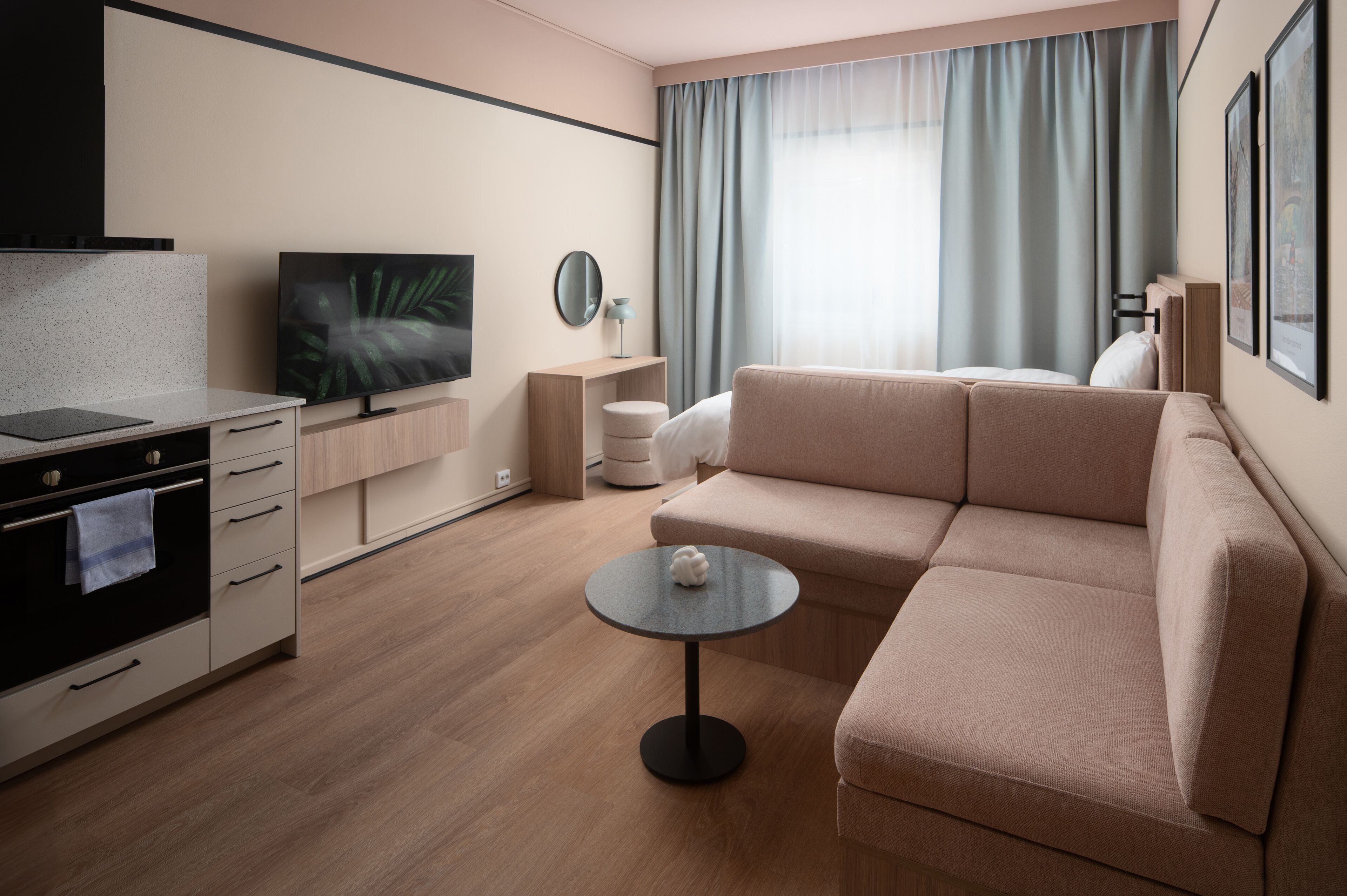 comfort studio | 2 bedrooms, blackout curtains, free wifi, bed sheets