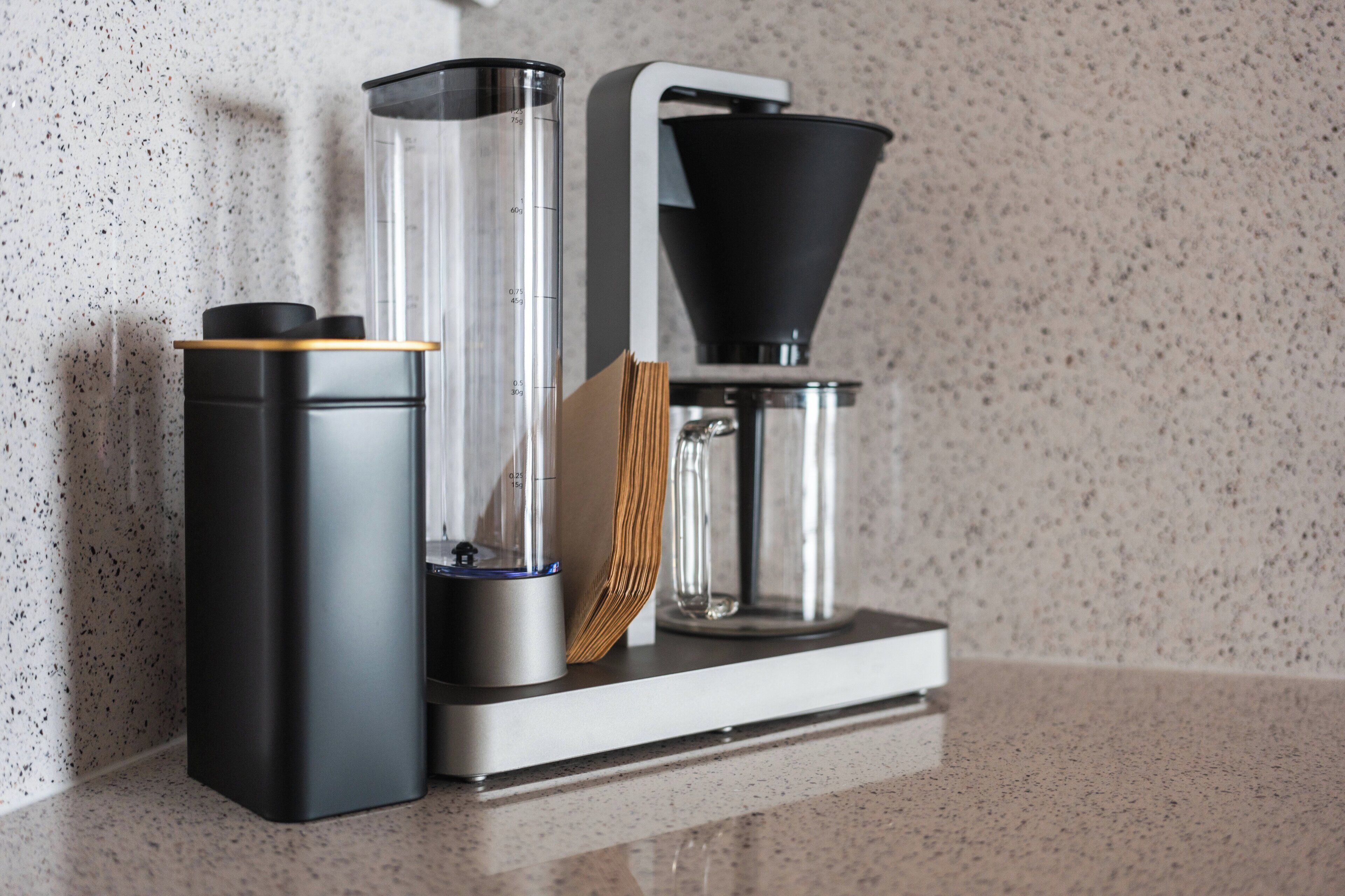 2 bedrooms, blackout curtains, free wifi, bed sheets