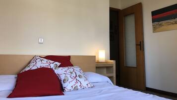 2 bedrooms