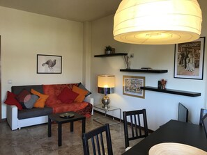 Living room - The Residence of the Ronchi (Massa)