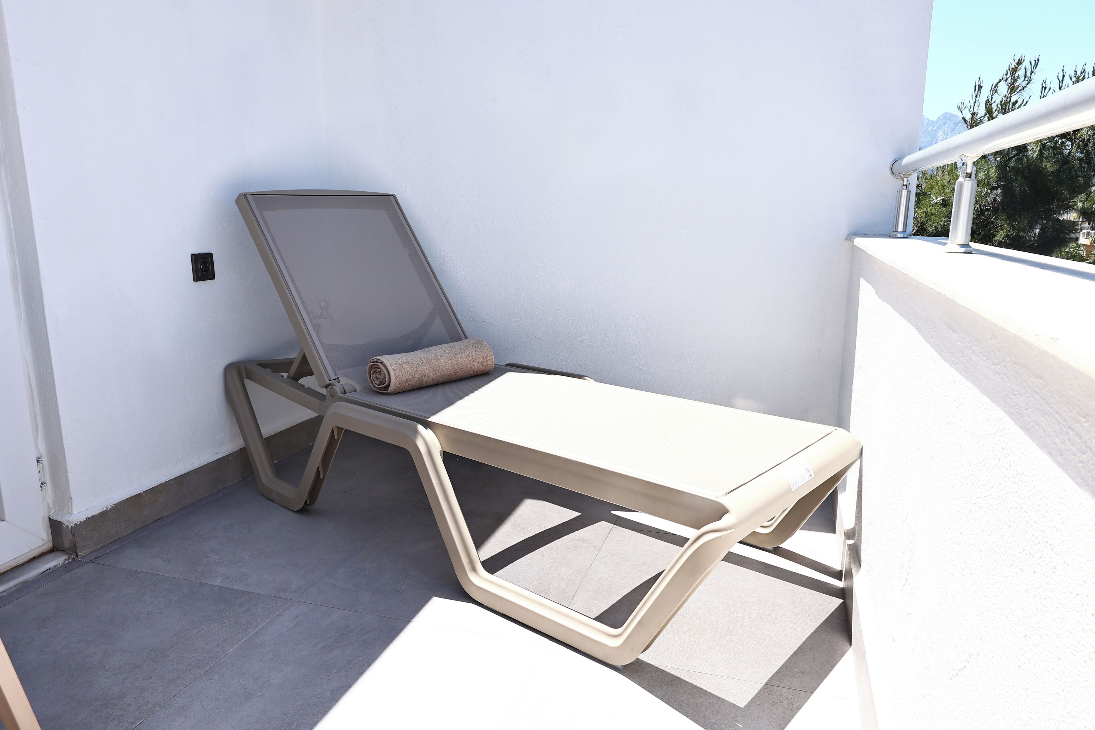Luxury-Apartment, 1 Doppelbett und Schlafsofa, Whirlpool, Stadtblick | Terrasse/Patio