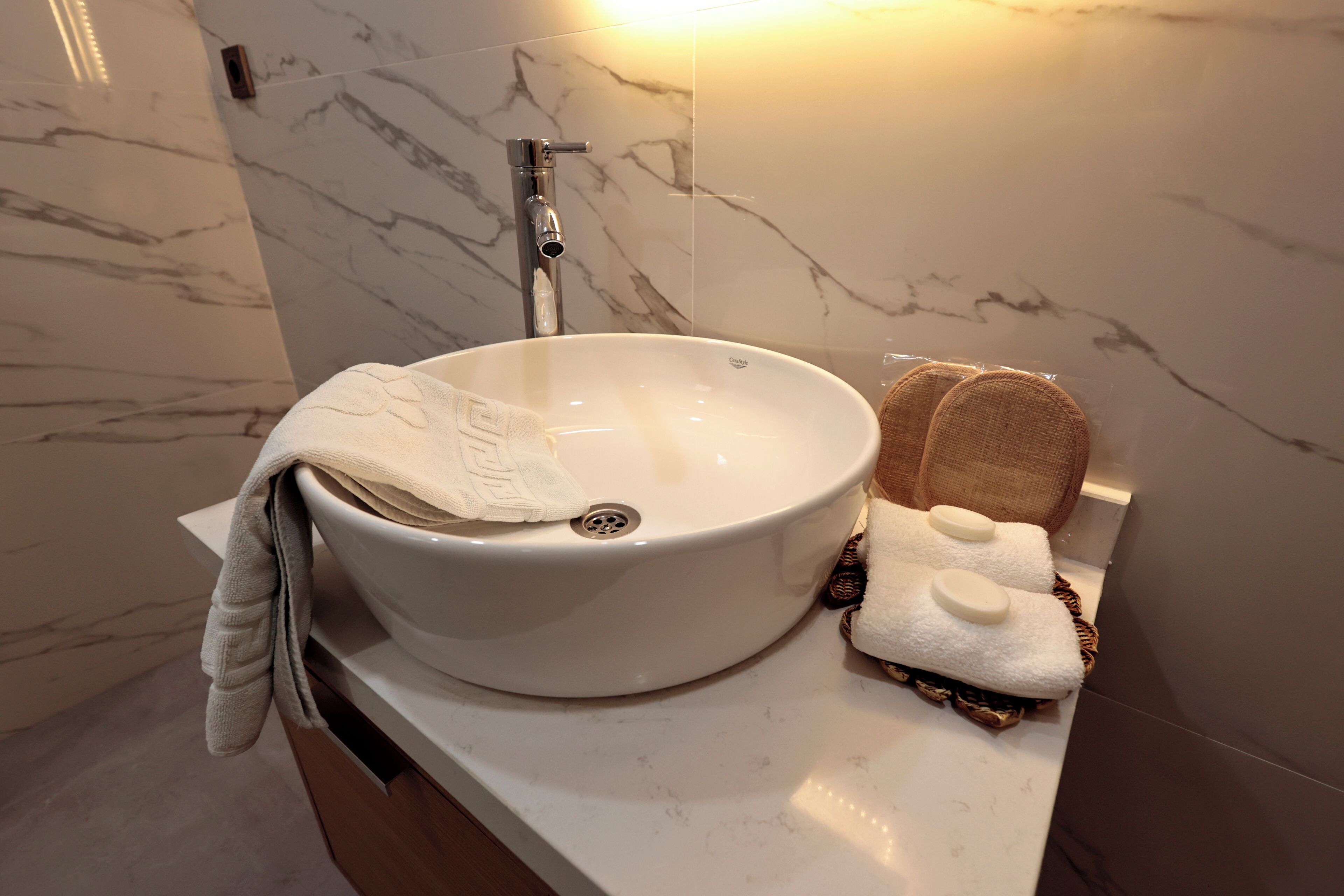 shower, hydromassage showerhead, designer toiletries, hair dryer