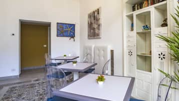 Habitació, 1 dormitori, fumadors, balcó | Sala d'estar