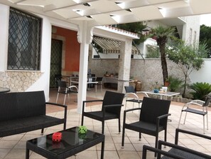 ห้องพัก, 1 ห้องนอน, ระเบียง, วิวสวน | สวน