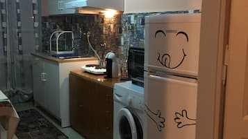 Apartamento, 2 quartos, sacada, vista para a cidade | Parte interna