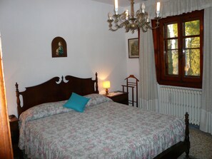 Vila, 4 quartos, lareira | 4 quartos, ferros/tábuas de passar roupa, Wi-Fi