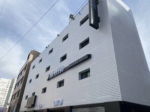 Exterior - The Leeds Hotel (Daejeon)