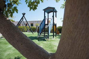 Apartment, 1 Bedroom, Smoking, Balcony | Children's area