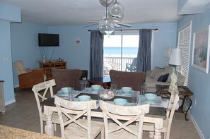 Dining - Gorgeous Beach Front House with Pool right on West Beach! Steps from water! (Gulf Shores)