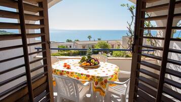 Apartment, 1 Bedroom, Smoking, Balcony | Balcony