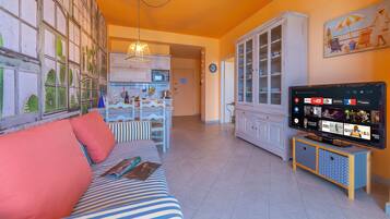 22-Zoll-Flachbildfernseher mit Kabelempfang, Fernseher