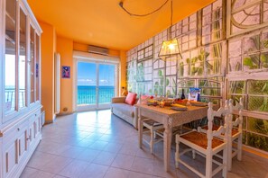 ファミリー アパートメント ベッドルーム (複数) 海側 (Laigueglia Beach) | 内装