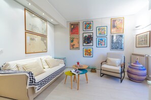 Family Apartment, Multiple Bedrooms (Cervo Piccolo Incanto) | Living area