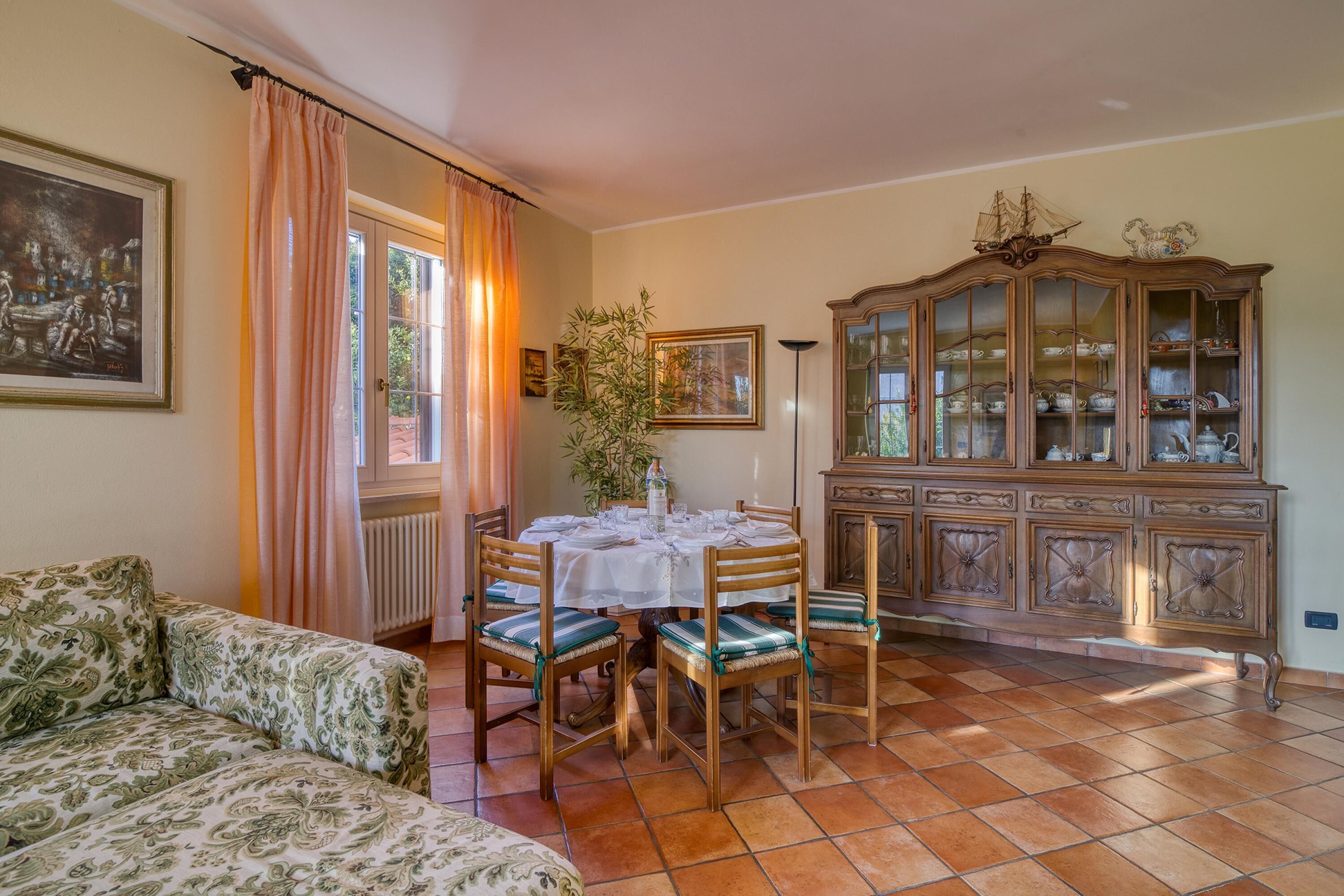 Appartement Familial, plusieurs chambres, 2 salles de bains (La Casetta Sull'Albero) | Restauration