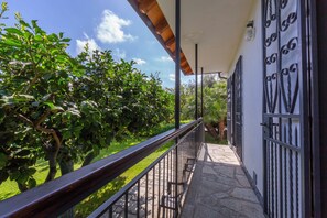 Property grounds - La Casetta Sull'Albero child friendly (Albenga)