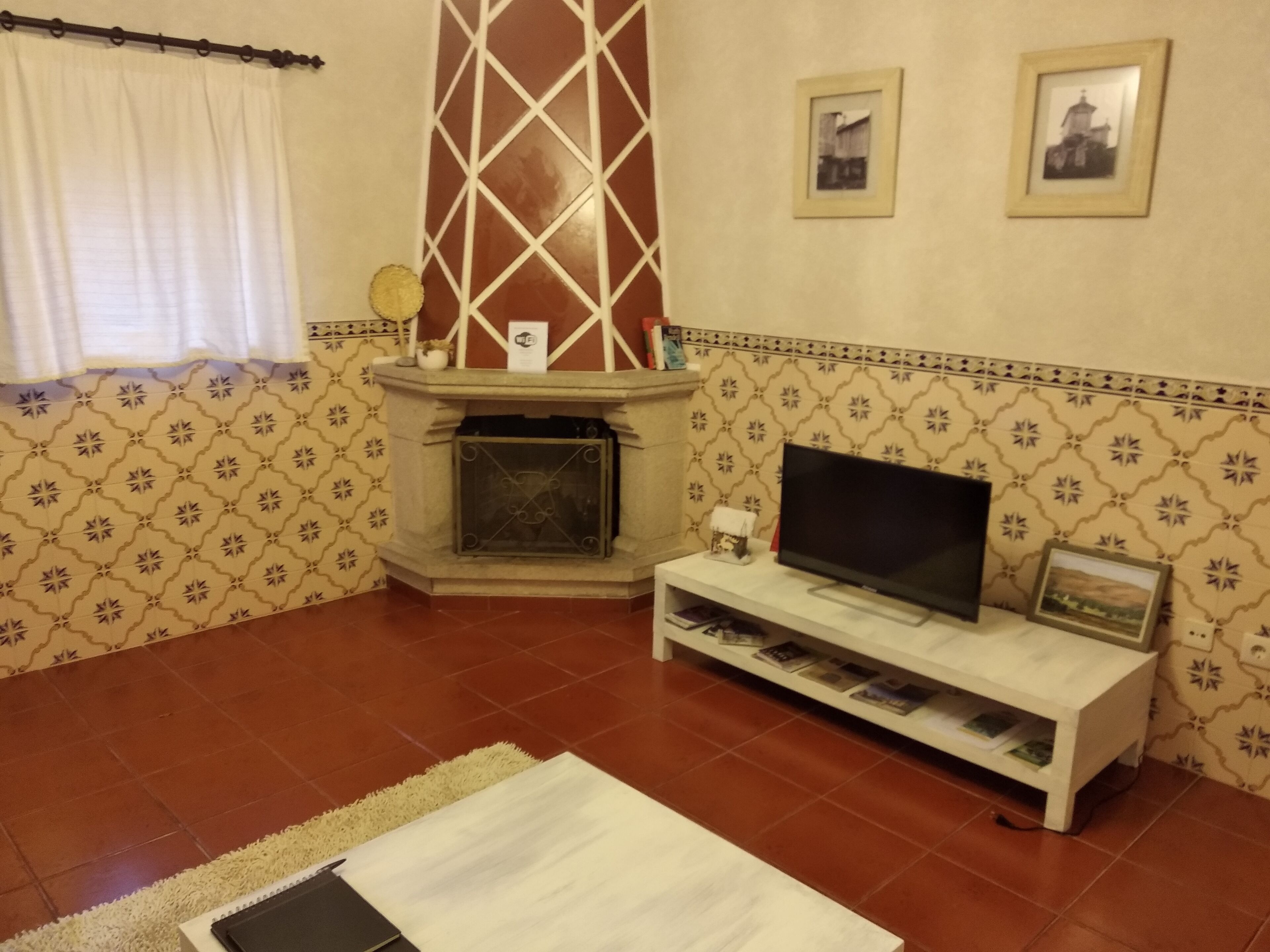 2 bedrooms, soundproofing, iron/ironing board, free WiFi