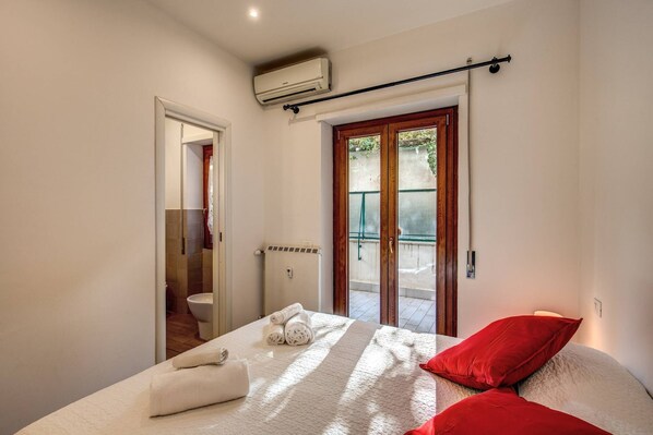 2 bedrooms - Ml Apartment - Ardesia Terrace Colosseo - 2bdr (Rome)