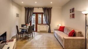 Living area - Ml Apartment - Ardesia Terrace Colosseo - 2bdr (Rome)