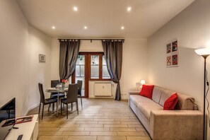 Living area - Ml Apartment - Ardesia Terrace Colosseo - 2bdr (Rome)
