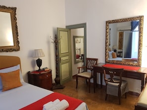Apartment, 3 Bedrooms, Balcony, City View