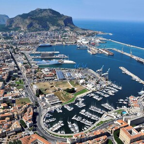 Apartment, 3 Bedrooms, Balcony, City View | Marina