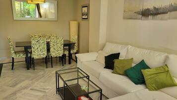 Een televisie, Netflix en streamingdiensten