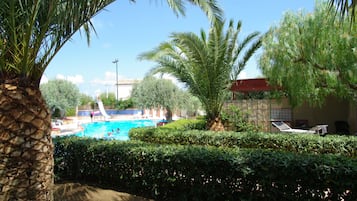 ์ํํธ, ์นจ์ค 2๊ฐ, ํก์ฐ, ํํฐ์ค | ์์์ฅ | ์ผ์ธ ์์์ฅ