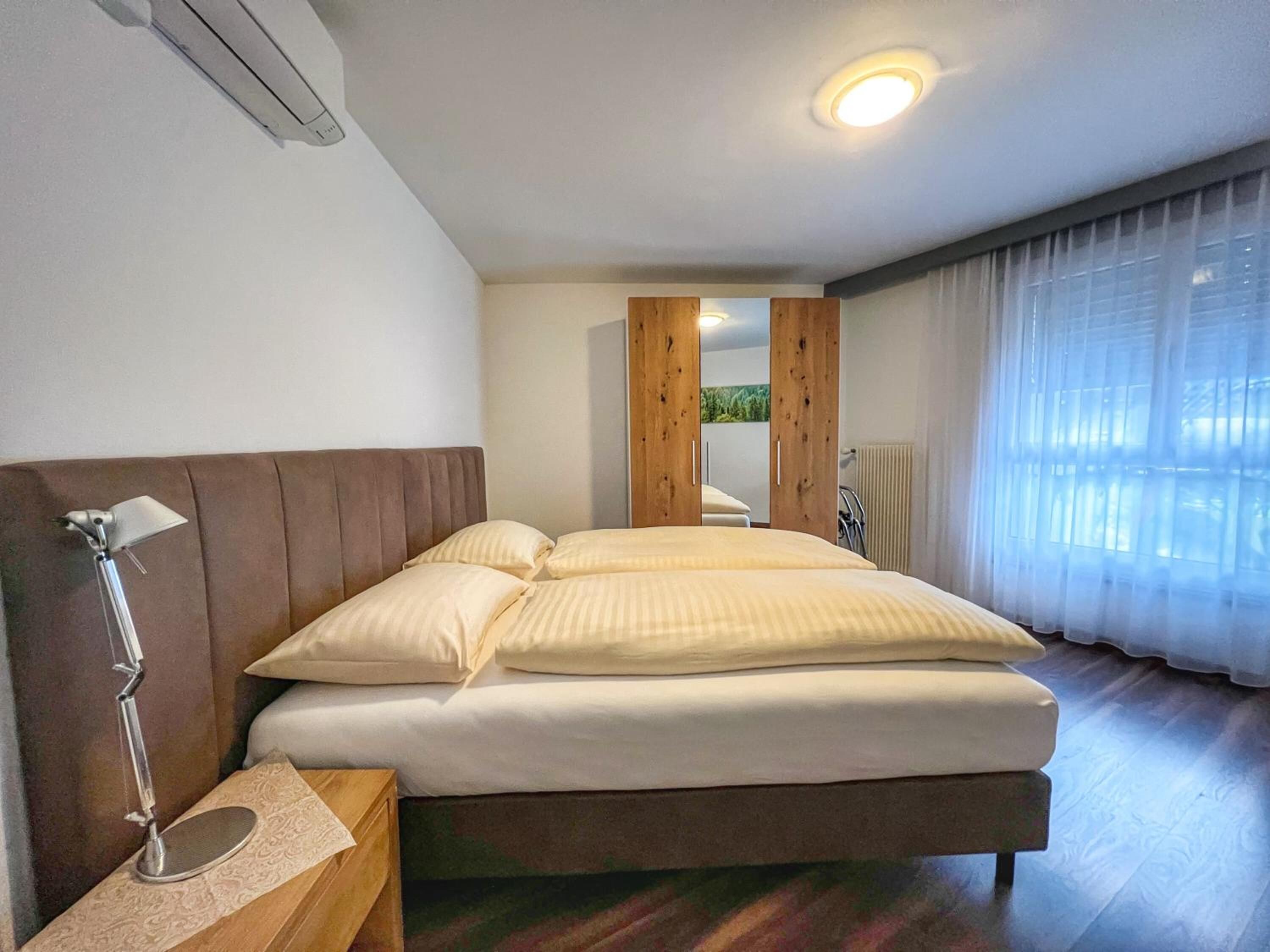 down duvets, desk, free wifi, bed sheets