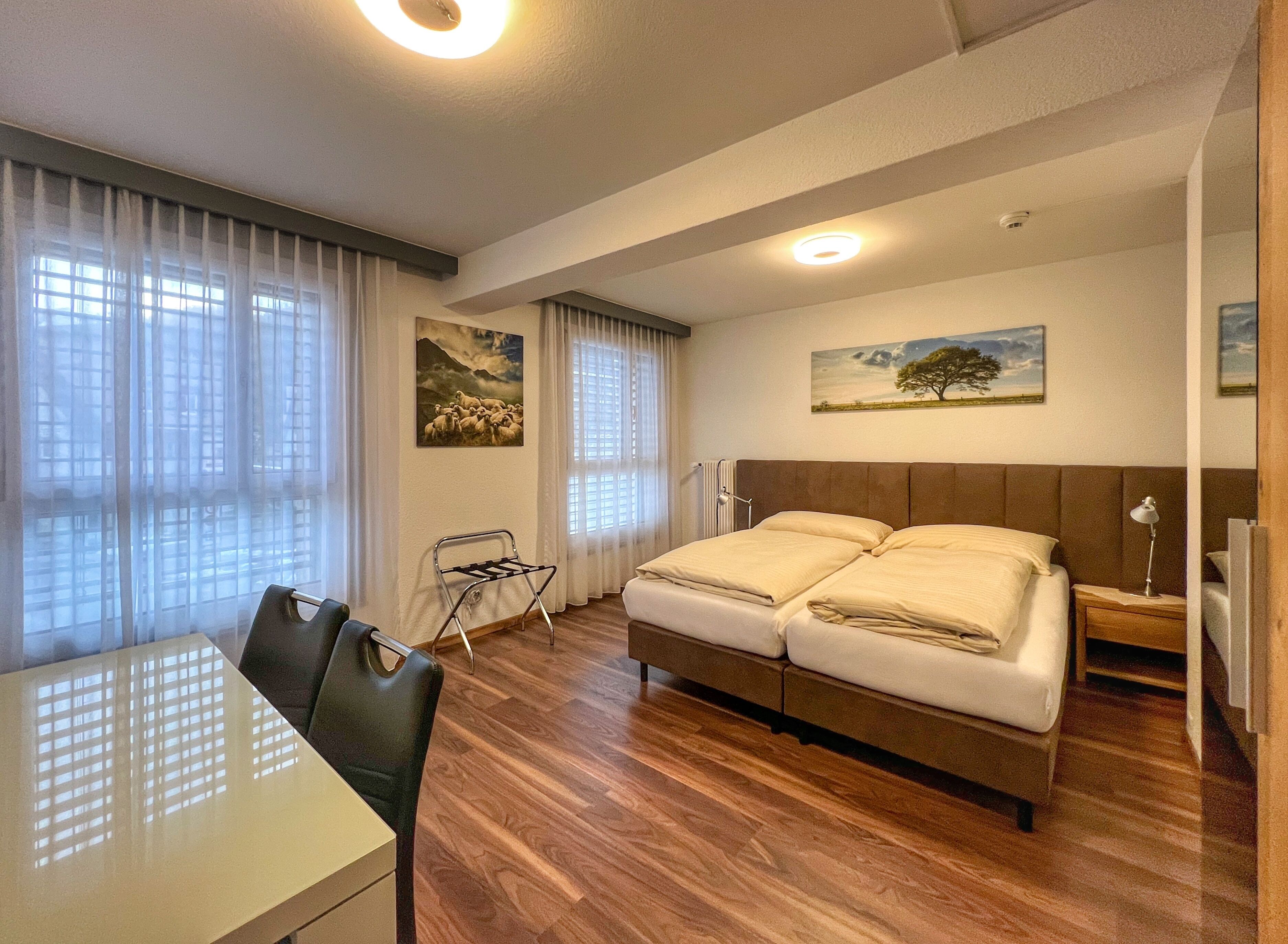 Apartment mit 3 Schlafzimmern und Bergblick | Daunenbettdecken, kostenloses WLAN, Bettwäsche