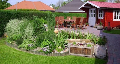 Schöne Ferienwohnung an der Nordsee zwischen Büsum und St. Peter bis 5 Personen