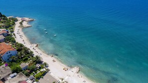 Beach - Sea view apartment beach front first floor (Podstrana)