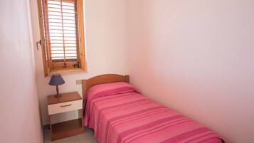 Apartment, 1 Bedroom, Smoking, Balcony | 1 bedroom