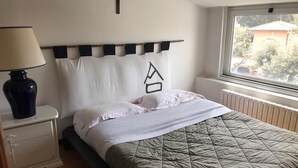 Unclassified image, 4 of 13, button - Lovely 60sqm Apartment With Balcony and View of the Pine Forest (Fiumicino)