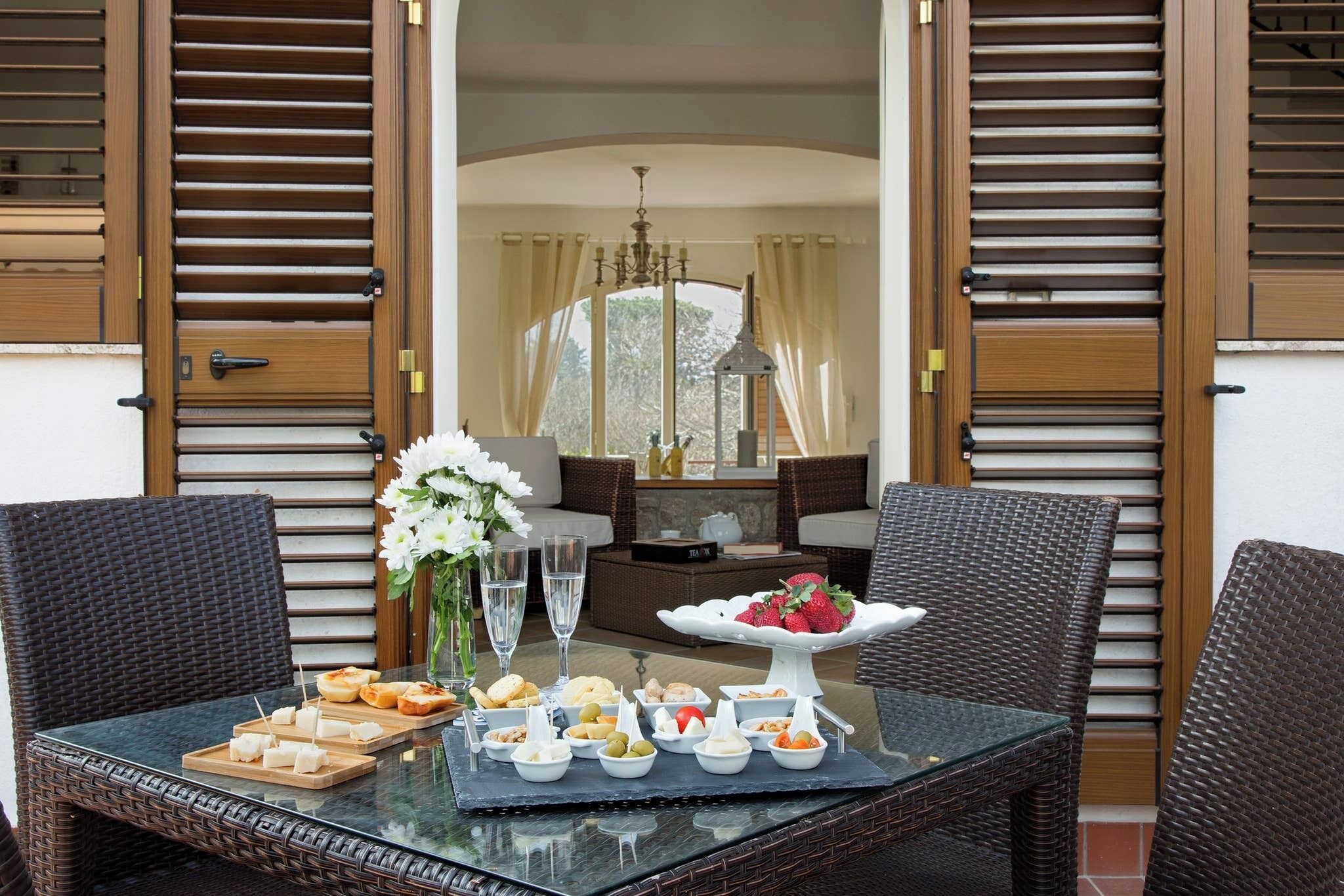 Villa, 4 Bedrooms, Patio, Garden View | Outdoor dining