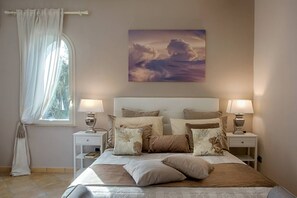 Villa, 4 Bedrooms, Patio, Garden View | 5 bedrooms, bed sheets