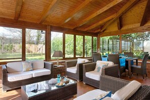 Villa, 4 Schlafzimmer, Terrasse, Gartenblick | Unterkunftsgelände