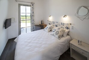 5 Schlafzimmer, Bügeleisen/Bügelbrett, kostenloses WLAN, Bettwäsche