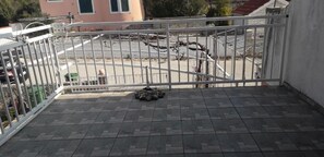 Appartement, 2 chambres, balcon, vue mer | Terrasse/Patio