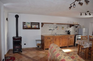 Apartment, 1 Bedroom | Interior