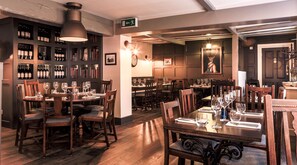 Restaurant - The Ship Inn (Burnham-on-Crouch)