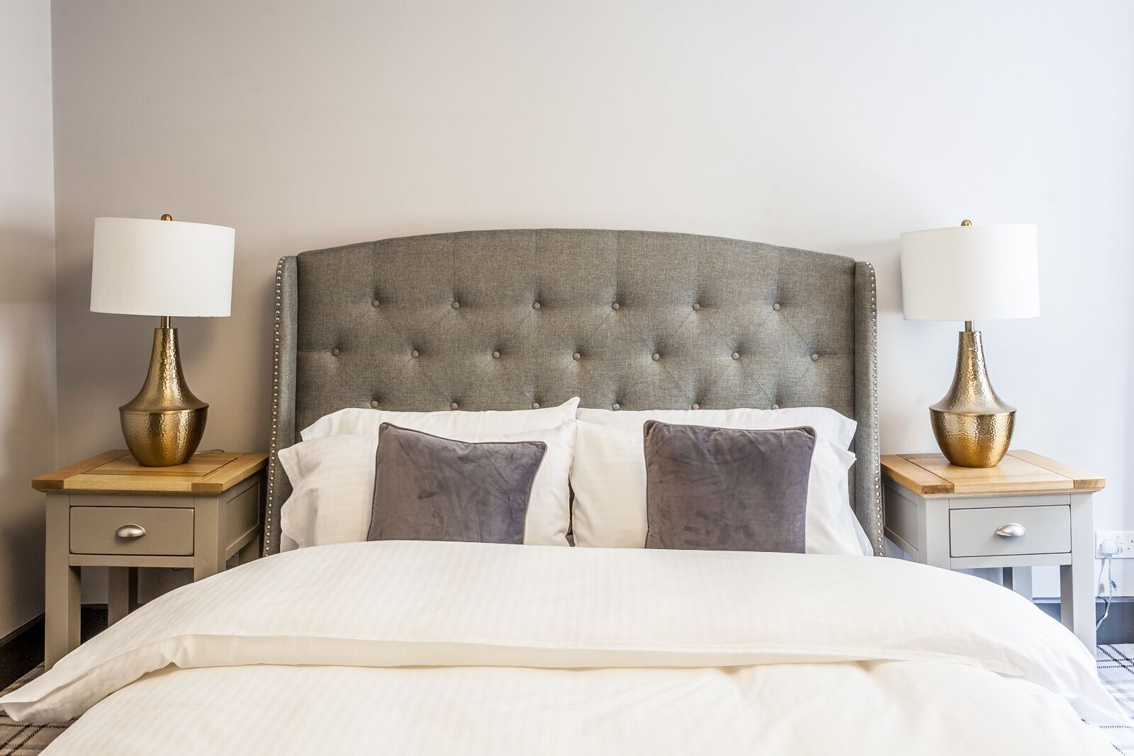 Egyptian cotton sheets, premium bedding, minibar, individually decorated
