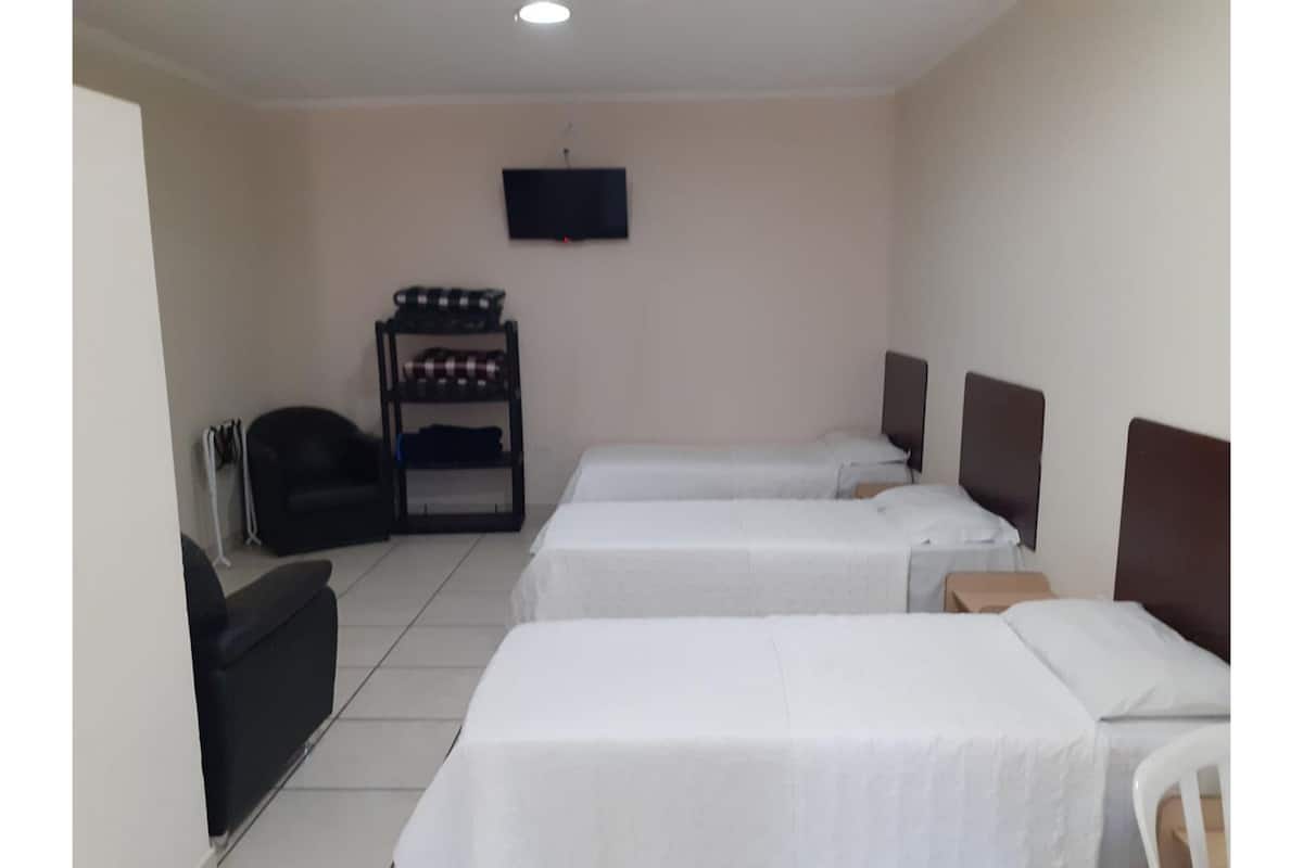 Dreibettzimmer, 3 Einzelbetten