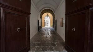 Nicht klassifiziertes Bild, 5 von 22, Schaltfläche